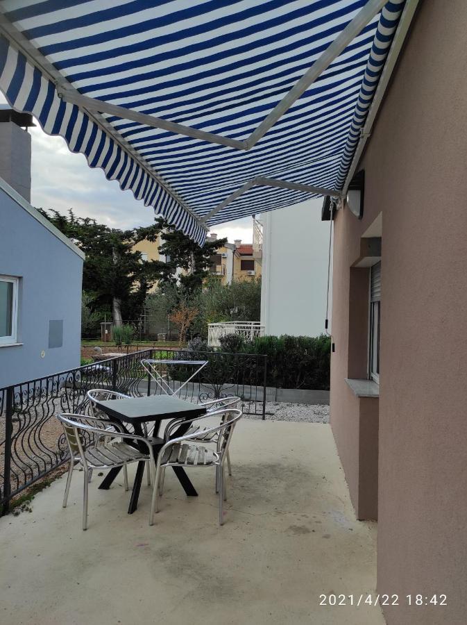 Apartmani Quattro Starigrad Paklenica Εξωτερικό φωτογραφία